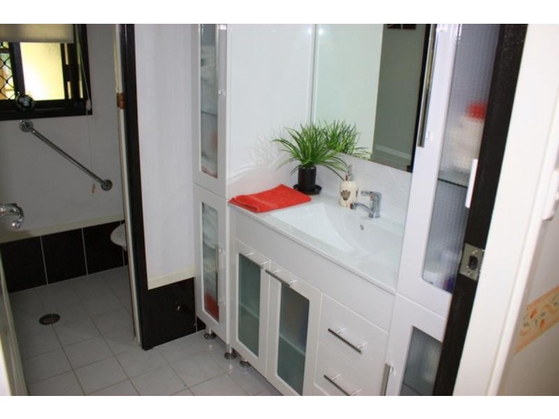 19 Wenonah Cl, Urunga NSW 2455