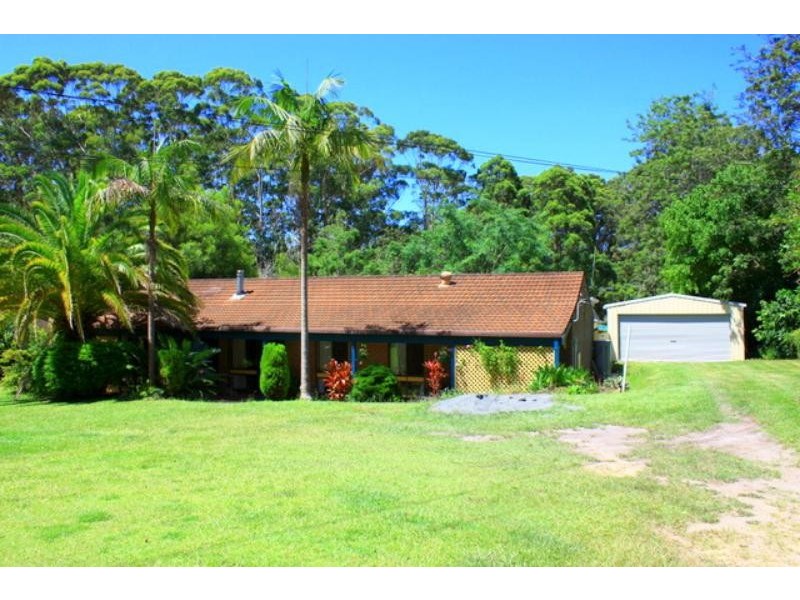 19 Wenonah Cl, Urunga NSW 2455