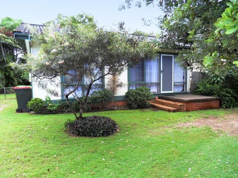 6 Boronia  Ave, Mylestom NSW 2454