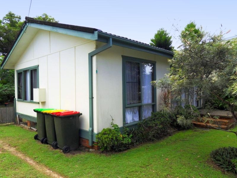 6 Boronia  Ave, Mylestom NSW 2454