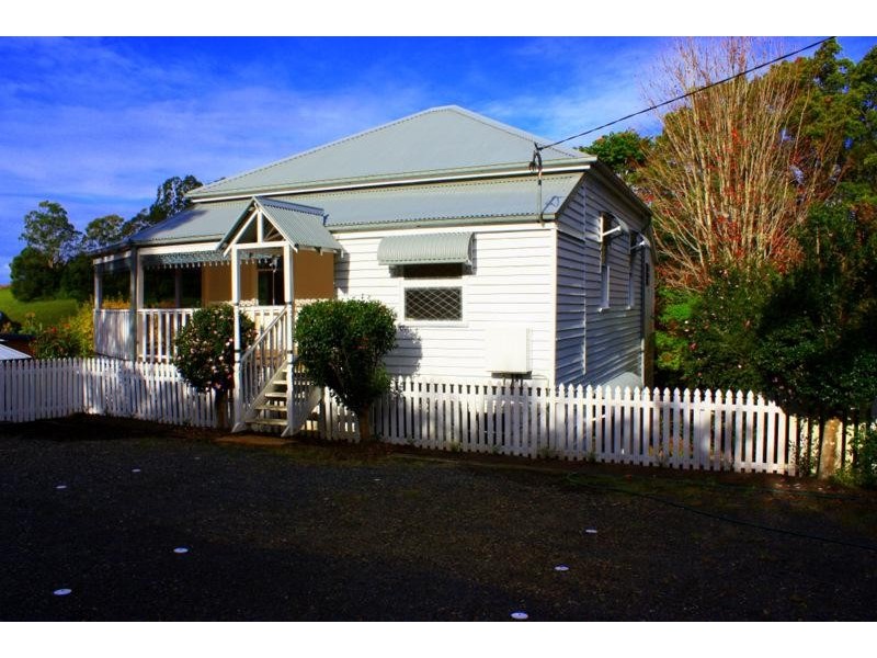 1A Hyde St, Fernmount NSW 2454
