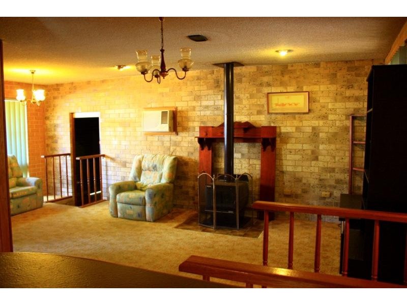 2 Moore Pl, Urunga NSW 2455