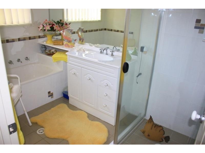 9 Lake Ct, Urunga NSW 2455