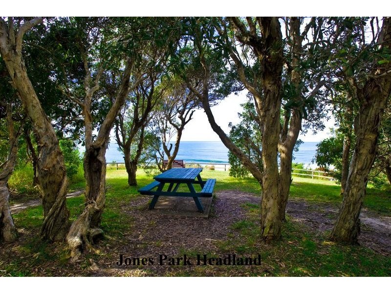 22 Henderson St, Valla Beach NSW 2448