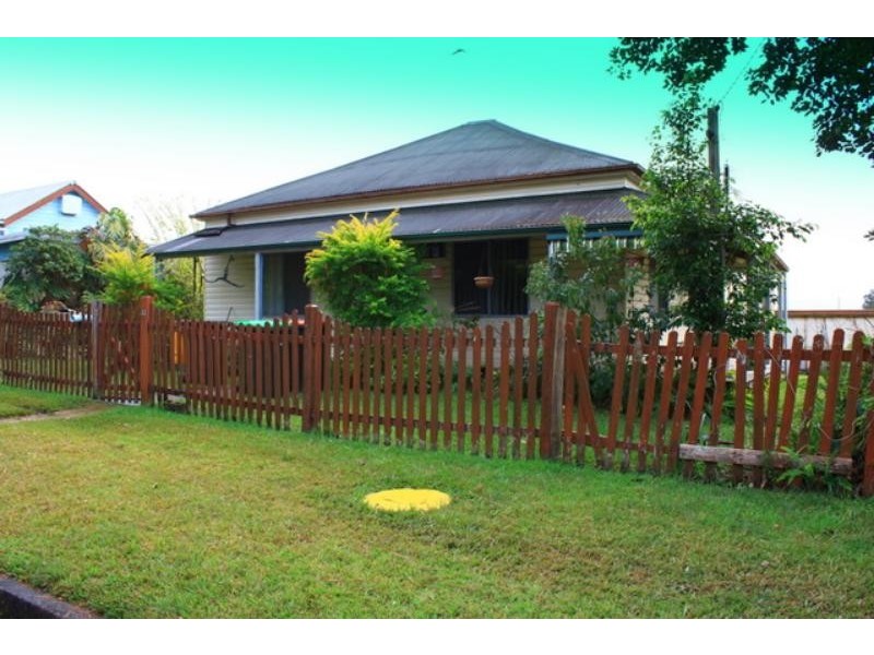 32 South St, Urunga NSW 2455