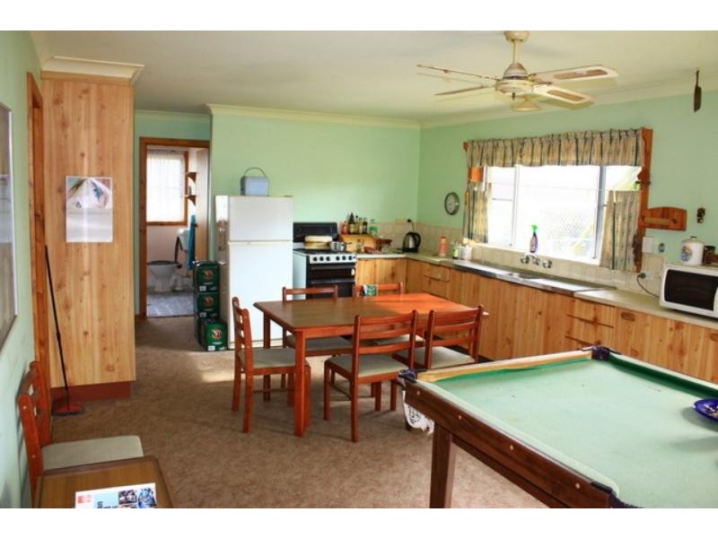 32 South St, Urunga NSW 2455
