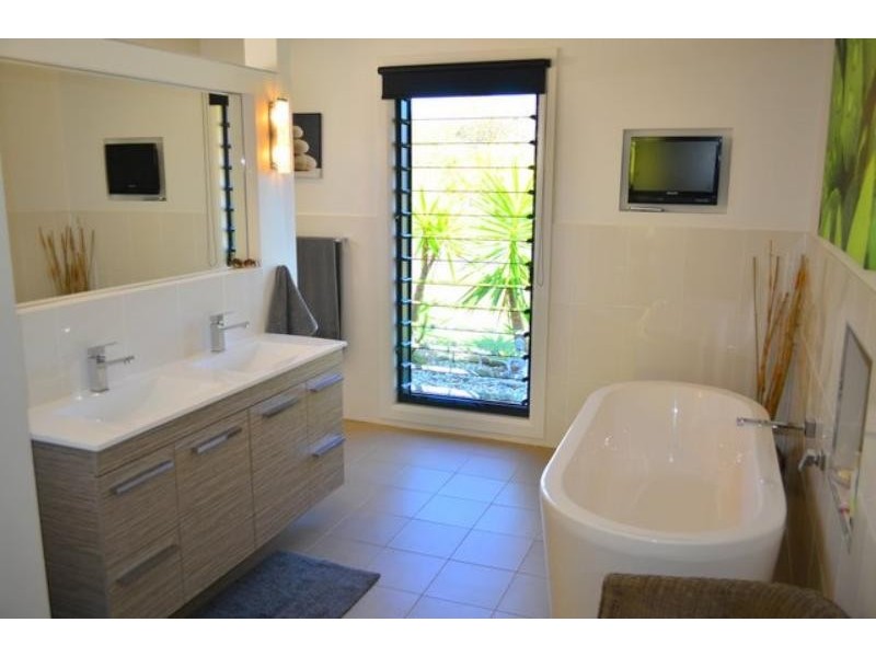 29 Lake Ct, Urunga NSW 2455