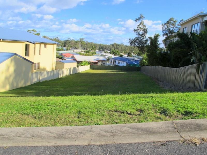 124 Ocean View Dr, Valla Beach NSW 2448