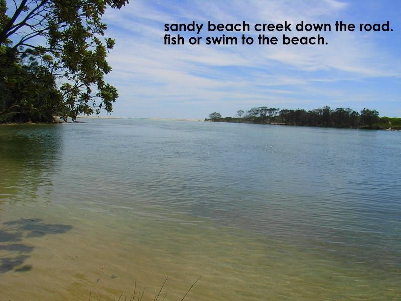 124 Ocean View Dr, Valla Beach NSW 2448