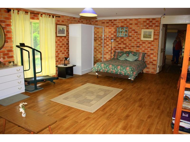 17 Hunter St, Repton NSW 2454