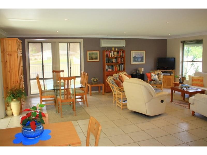 12 Lake Ct, Urunga NSW 2455