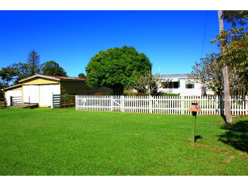 10 Walter St, Raleigh NSW 2454