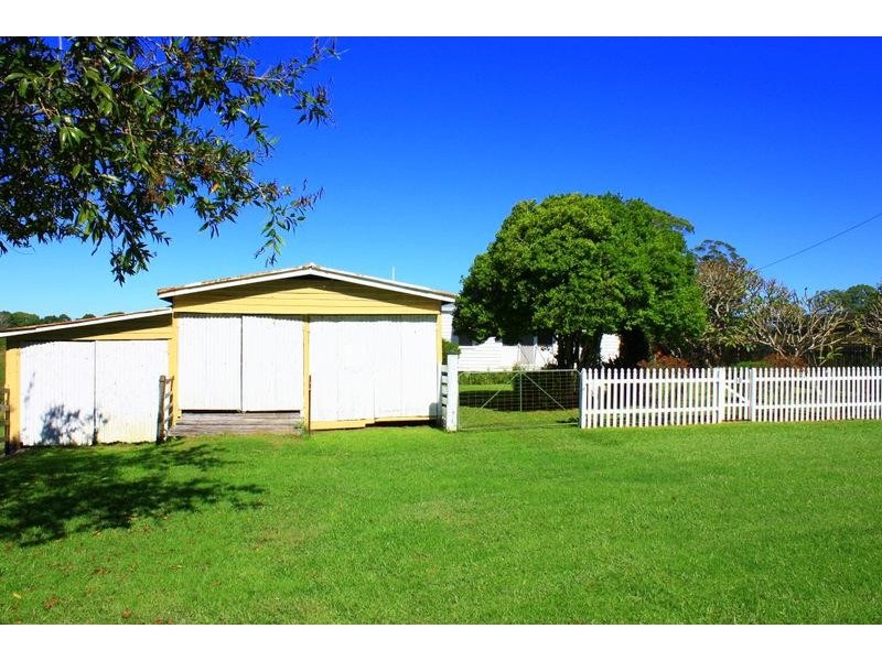 10 Walter St, Raleigh NSW 2454