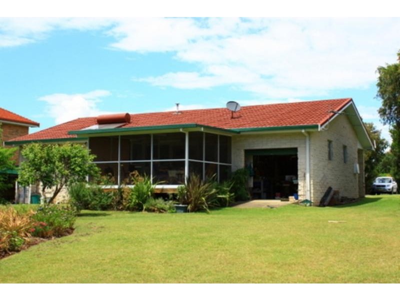 2 Marshall  Pl, Urunga NSW 2455