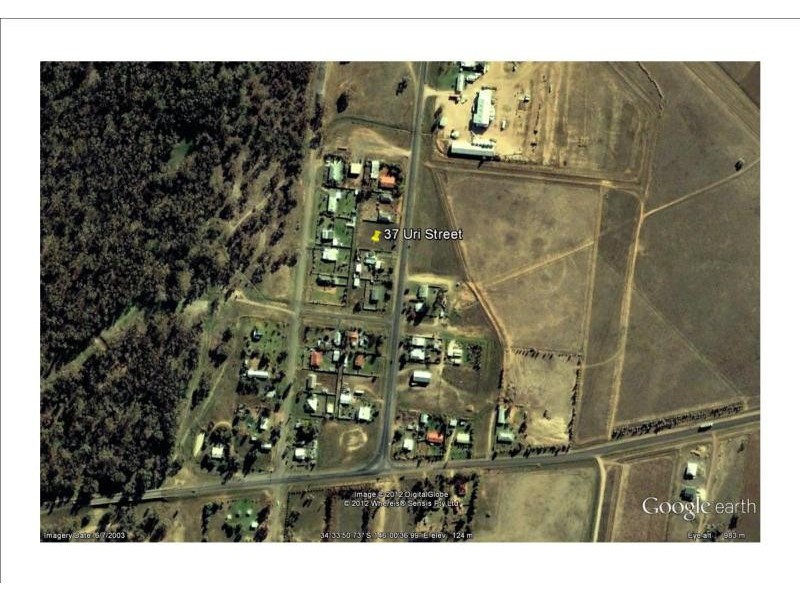 37 Uri St, Darlington Point NSW 2706