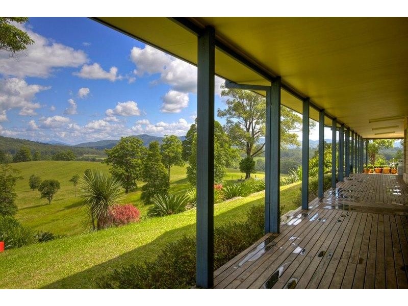 209 East West Rd, Valla NSW 2448