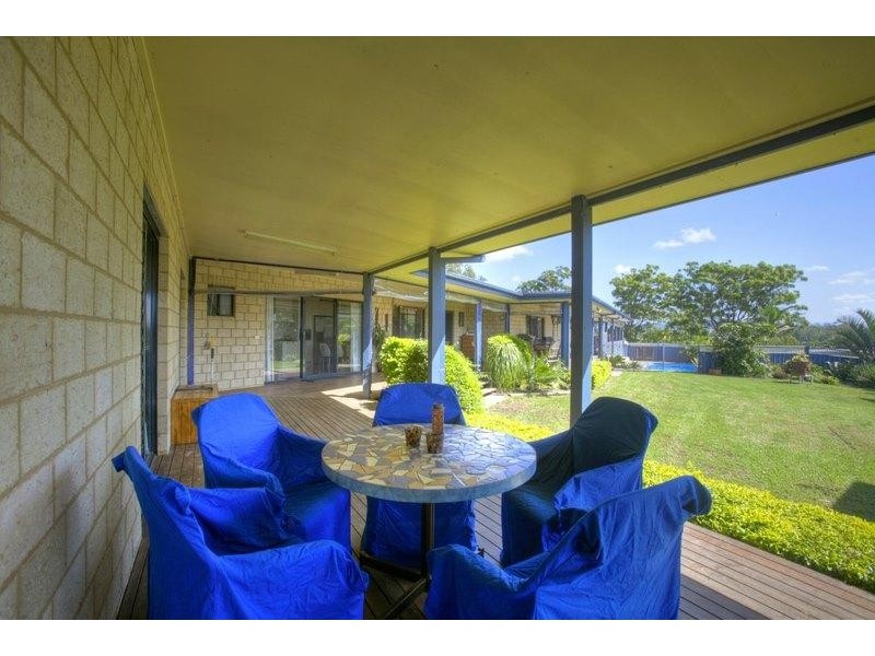 209 East West Rd, Valla NSW 2448