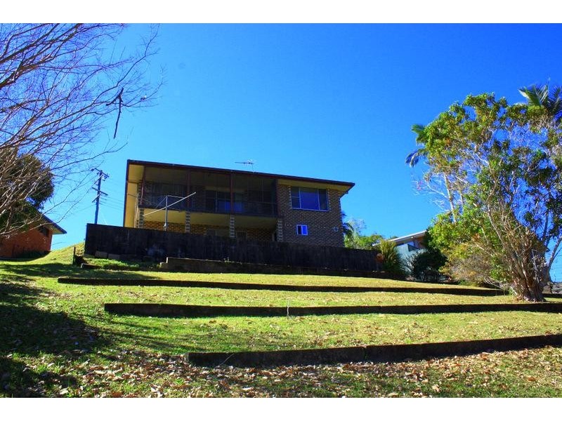 11 Crescent  St, Urunga NSW 2455