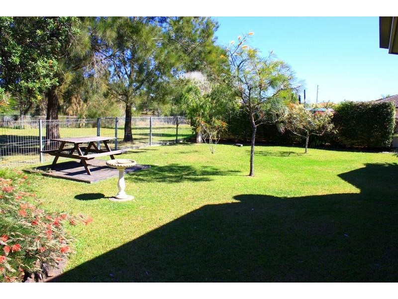 20 Lake Ct, Urunga NSW 2455