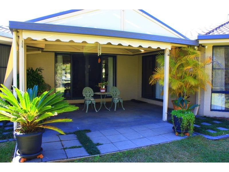 20 Lake Ct, Urunga NSW 2455