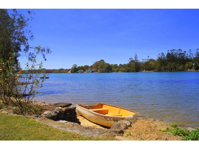 8 Vernon  Cres, Urunga NSW 2455