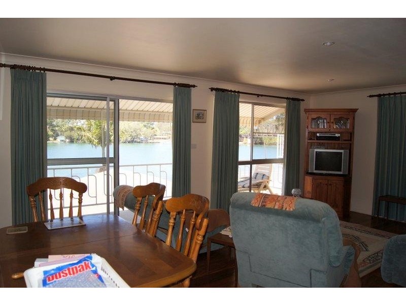 8 Vernon  Cres, Urunga NSW 2455