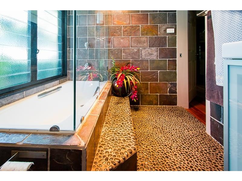 1 Lourdes Ave, Urunga NSW 2455