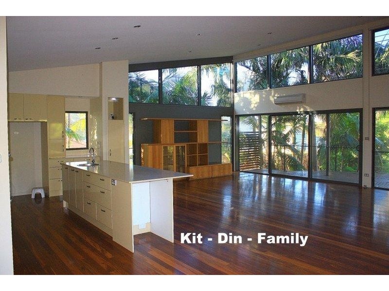 15 Dolphin  Pl, Valla Beach NSW 2448