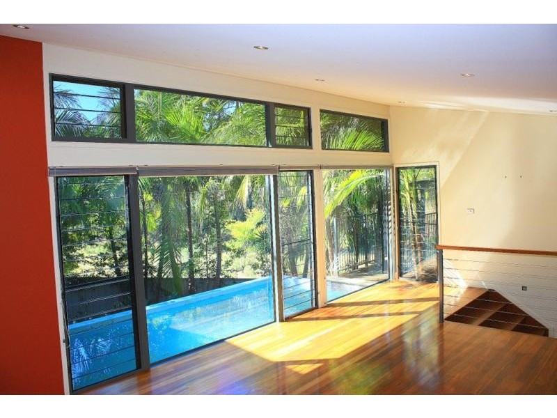 15 Dolphin  Pl, Valla Beach NSW 2448