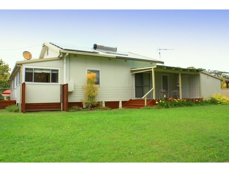 5 Raleigh  St, Urunga NSW 2455