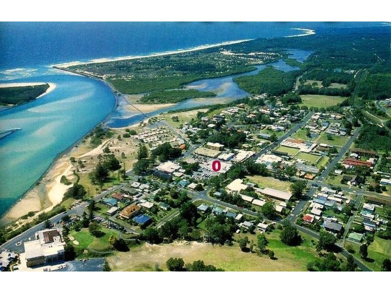 3,4,5/8 Bowra  St, Urunga NSW 2455