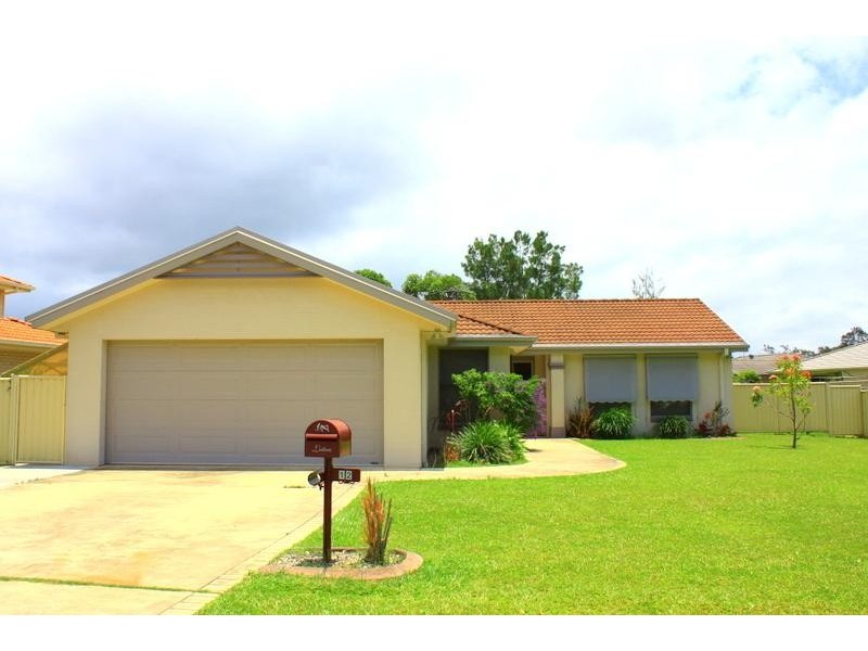 12 Lake Ct, Urunga NSW 2455