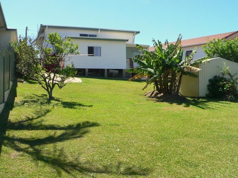 35  High  St, Urunga NSW 2455