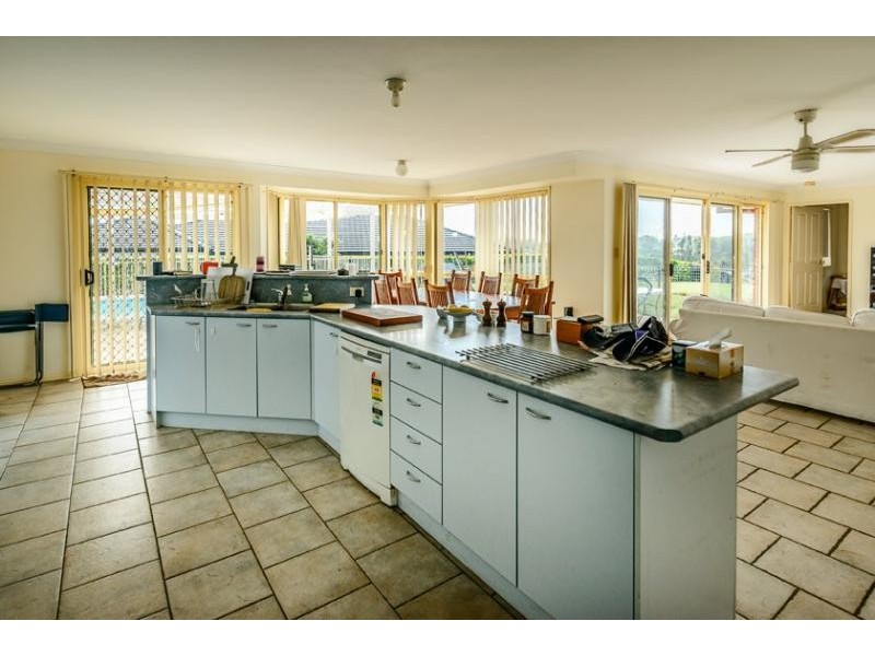 8 Hollis Cl, Urunga NSW 2455