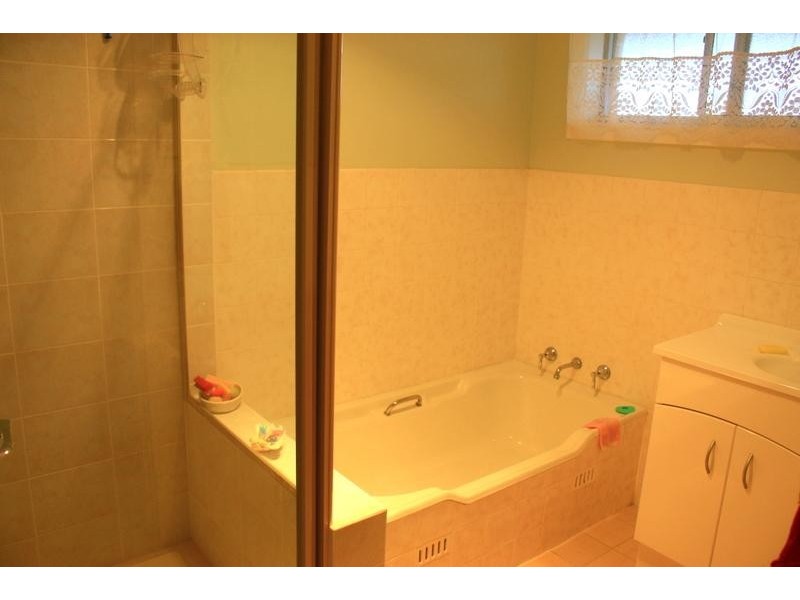 31 High St, Urunga NSW 2455