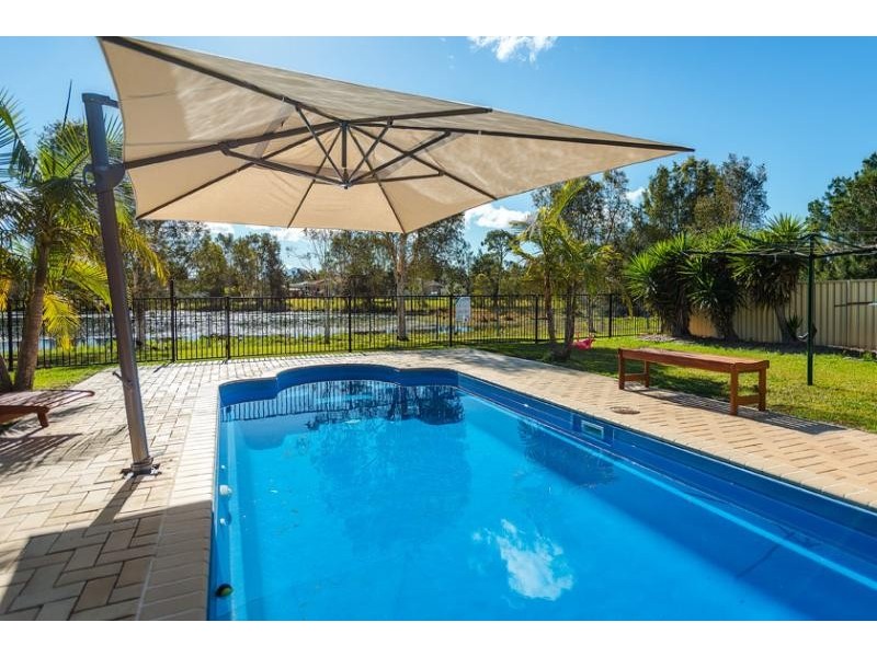 6 Lake  Ct, Urunga NSW 2455