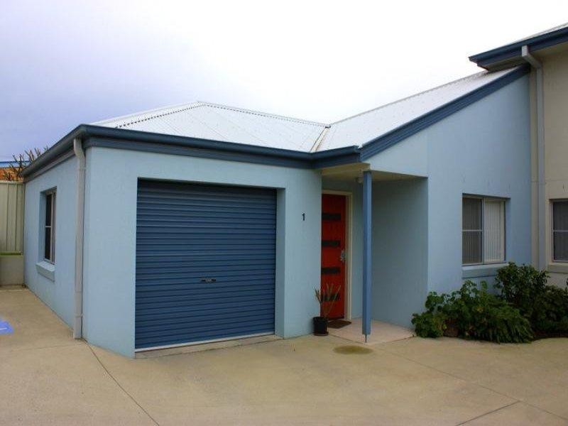 1/3-5 Bowra St, Urunga NSW 2455