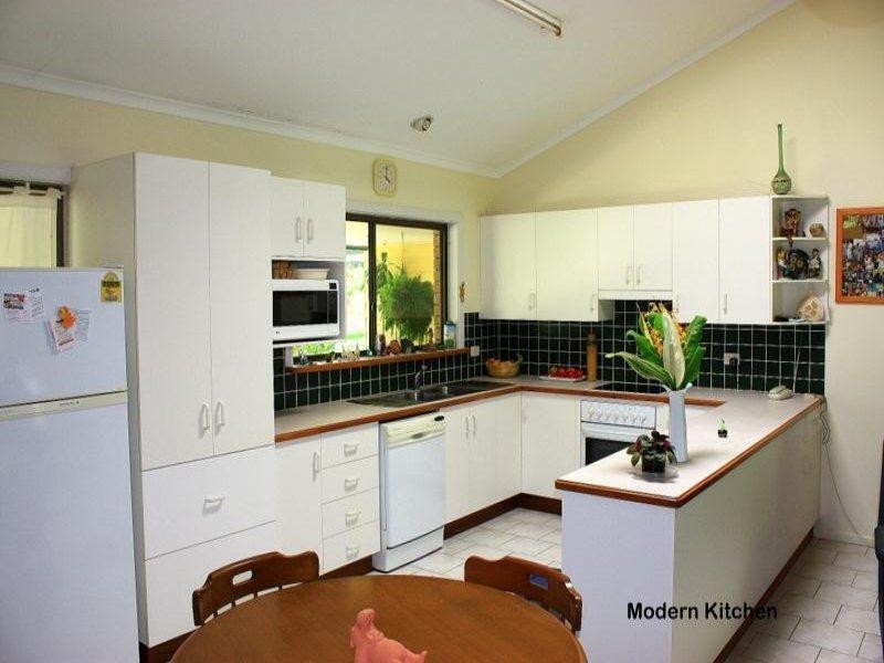 24 The Grove St, Urunga NSW 2455