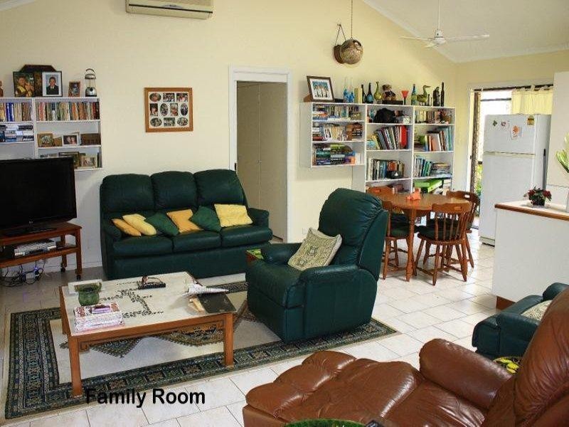 24 The Grove St, Urunga NSW 2455