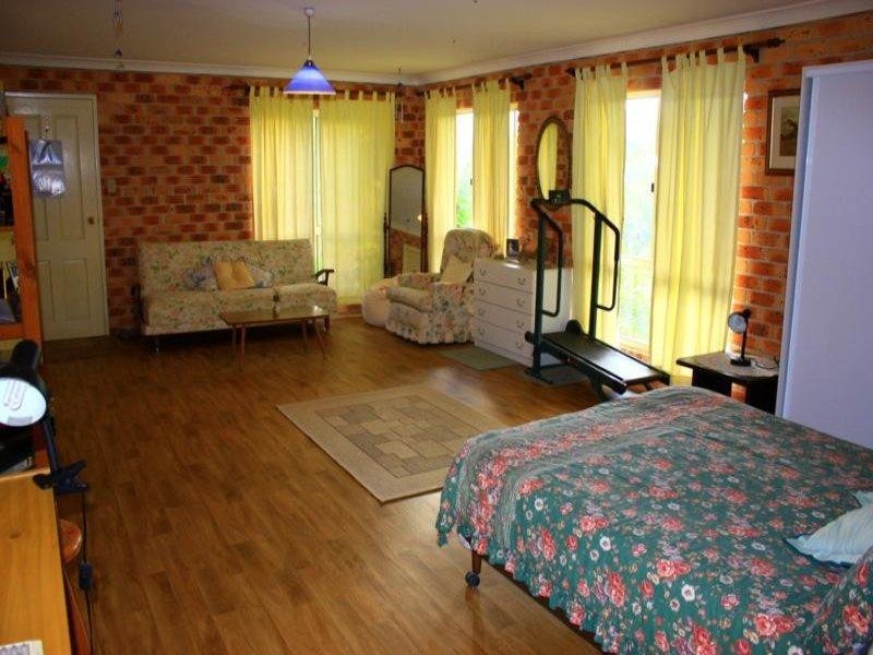 17 Hunter St, Repton NSW 2454