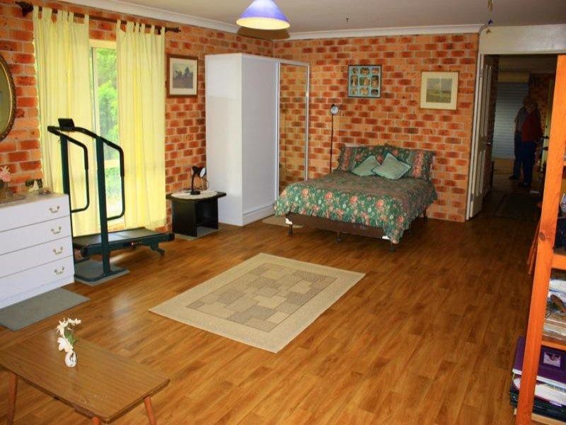 17 Hunter St, Repton NSW 2454