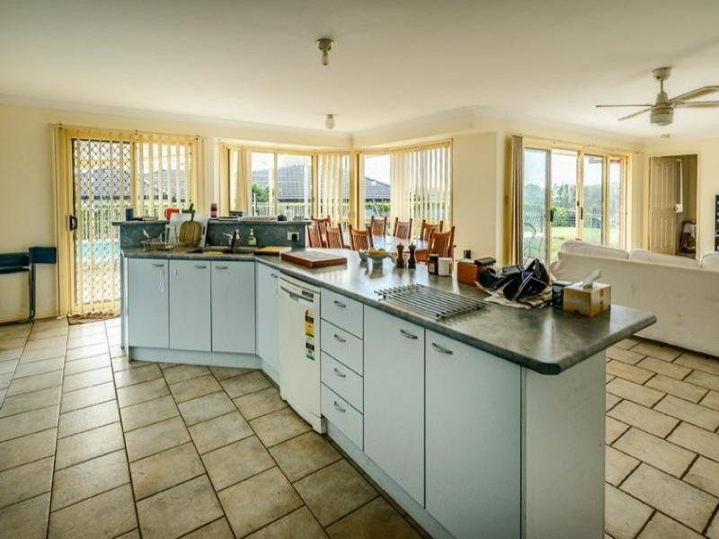 8 Hollis Cl, Urunga NSW 2455