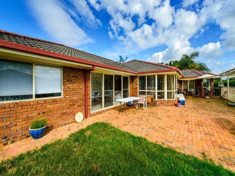 8 Hollis Cl, Urunga NSW 2455
