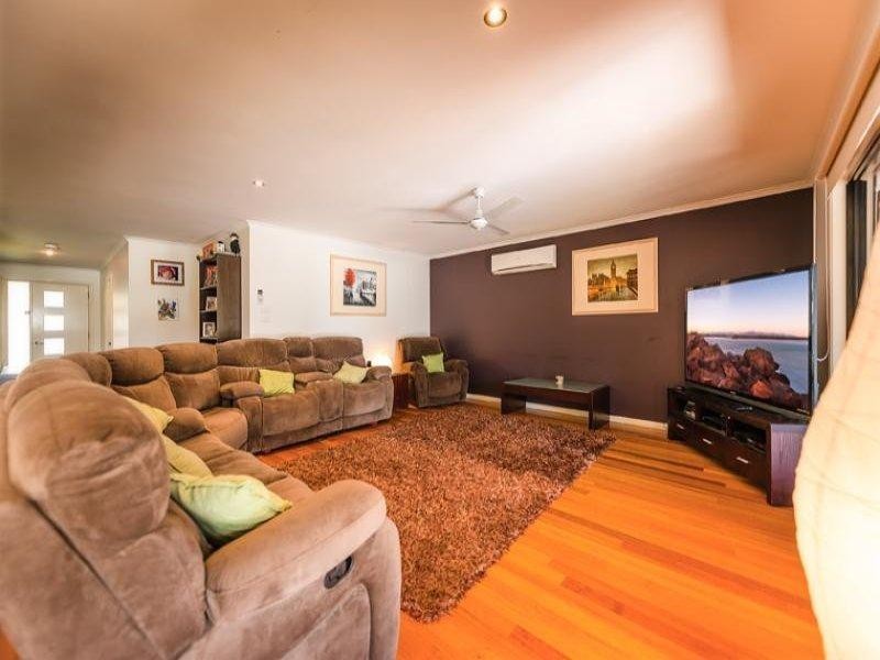6 Lake  Ct, Urunga NSW 2455