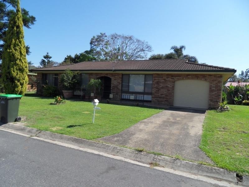 9 Island Place Pl, Urunga NSW 2455