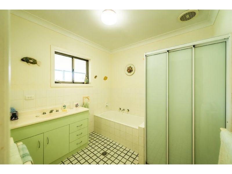 24 The Gr, Urunga NSW 2455