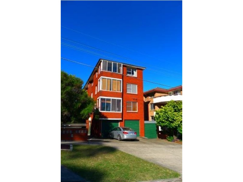9/7 Hendy Ave, Coogee NSW 2034