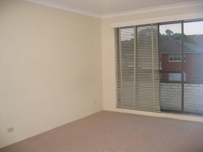 8/11 CARR Street, Coogee NSW 2034