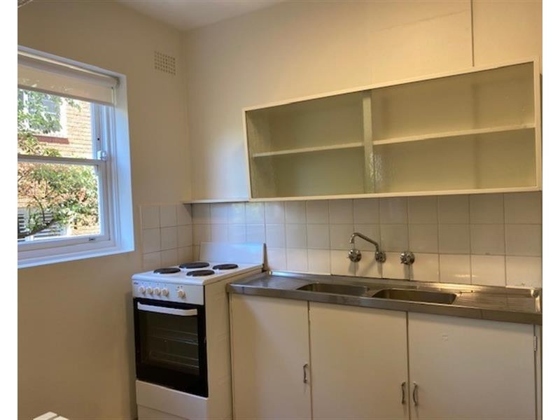 2/2 Carr Street, Coogee NSW 2034