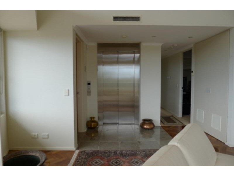6 Benelong Cres, Bellevue Hill NSW 2023